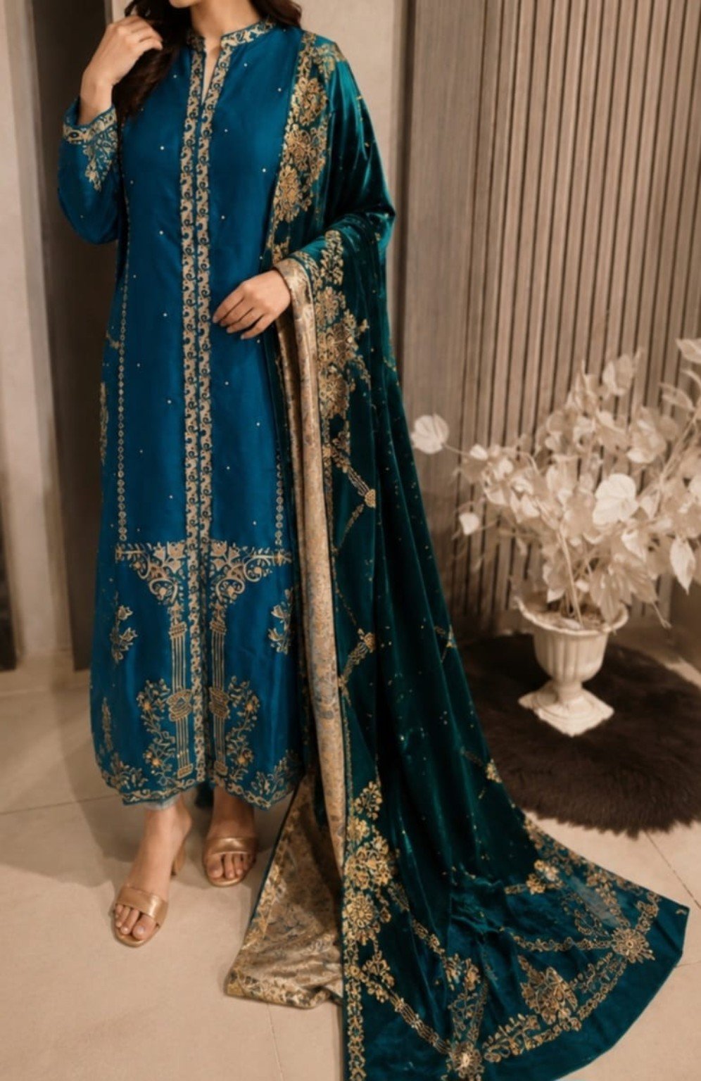 Feroza Teal Velvet Formal